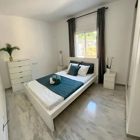 Holiday home Luxury W Seaview Cabopino