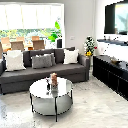 Luxury W Seaview Cabopino Marbella