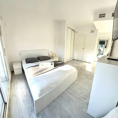 Holiday home Luxury W Seaview Cabopino