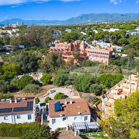 Luxury W Seaview Cabopino Marbella