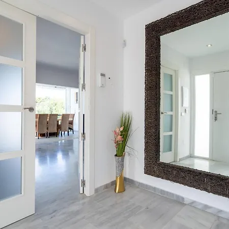 Luxury W Seaview Cabopino Marbella